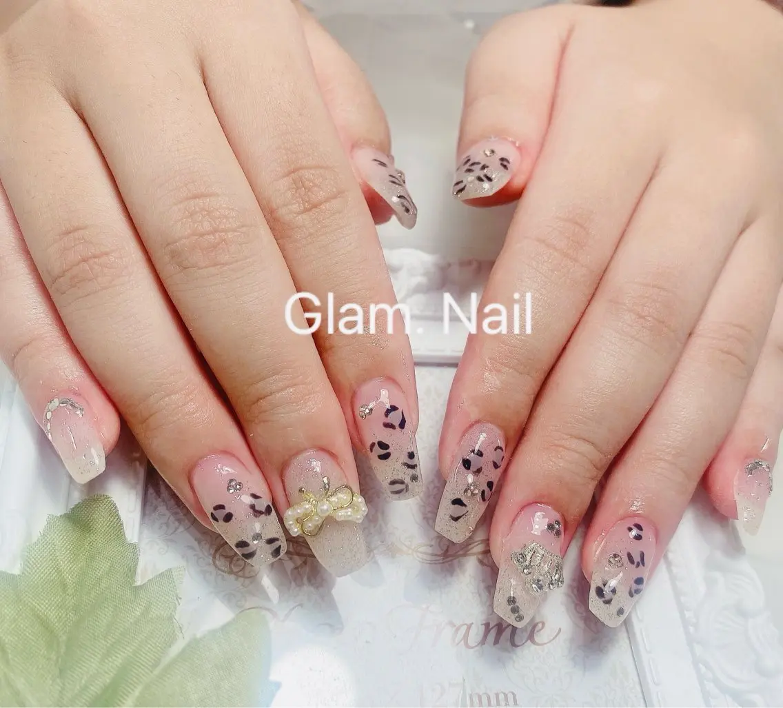 ネイル rina 💖長さ出し専門の店のネイルデザイン