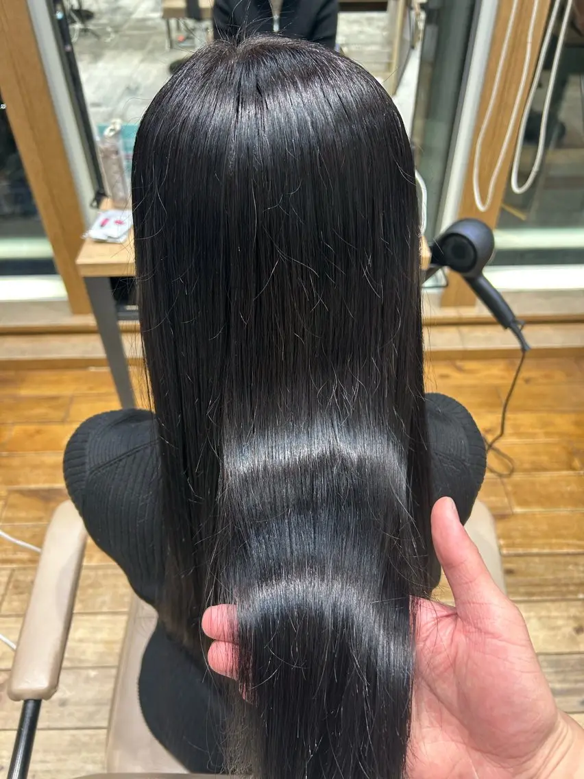 ロング カラー 透明感カラー ヘアカラー トリートメント ヘッドスパ 透明感カラー 大工廻あすやのヘアスタイル