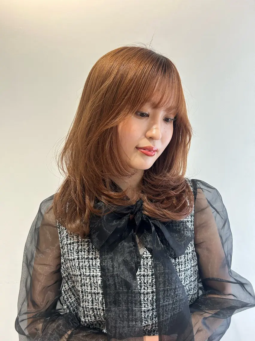 セミロング レイヤーカット カット CLETO Licaのヘアスタイル