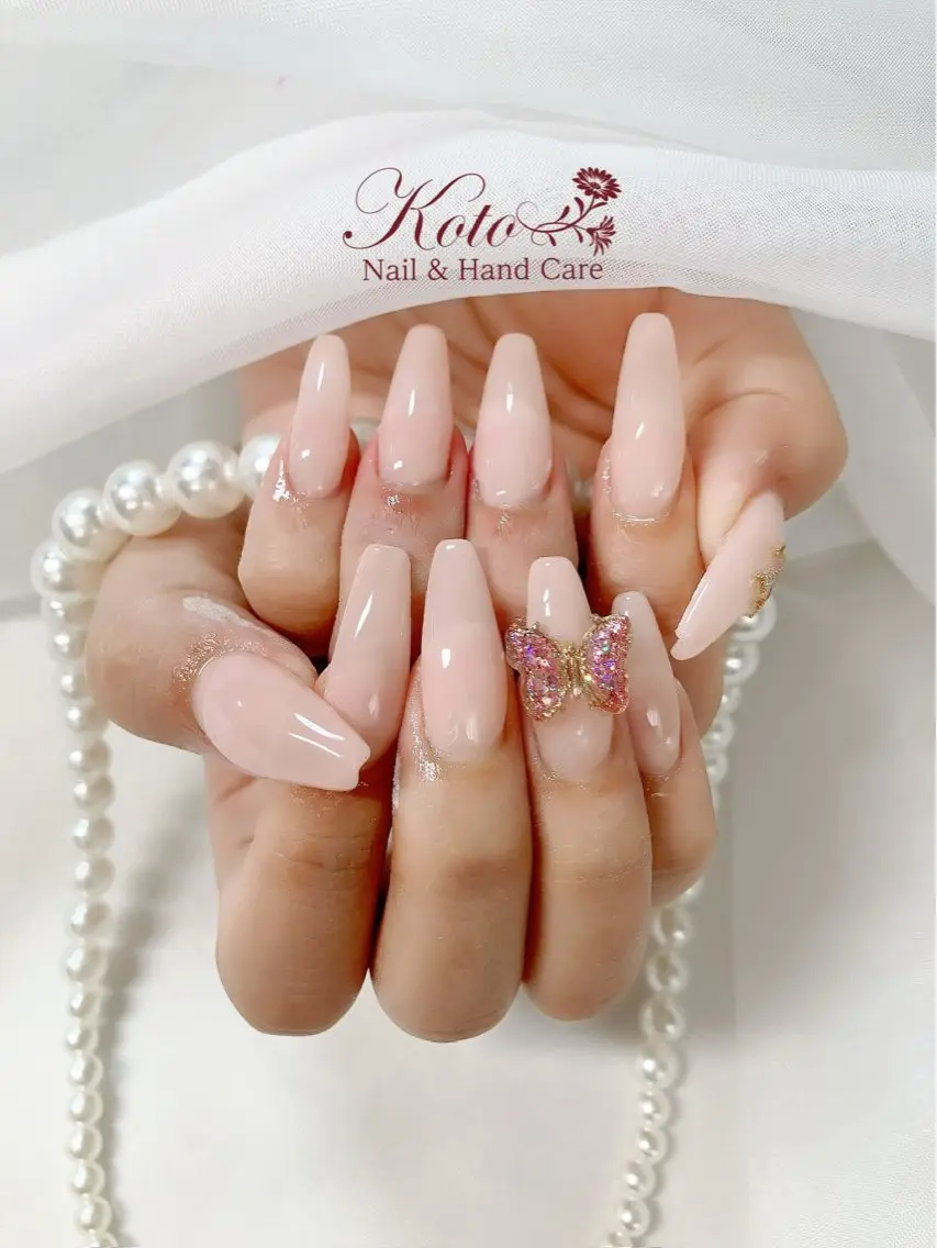 ネイル 長さ出し ジェルネイル 持ち込み ニュアンスネイル 赤色 ハンドネイル Nail Salon KOTOのネイルデザイン