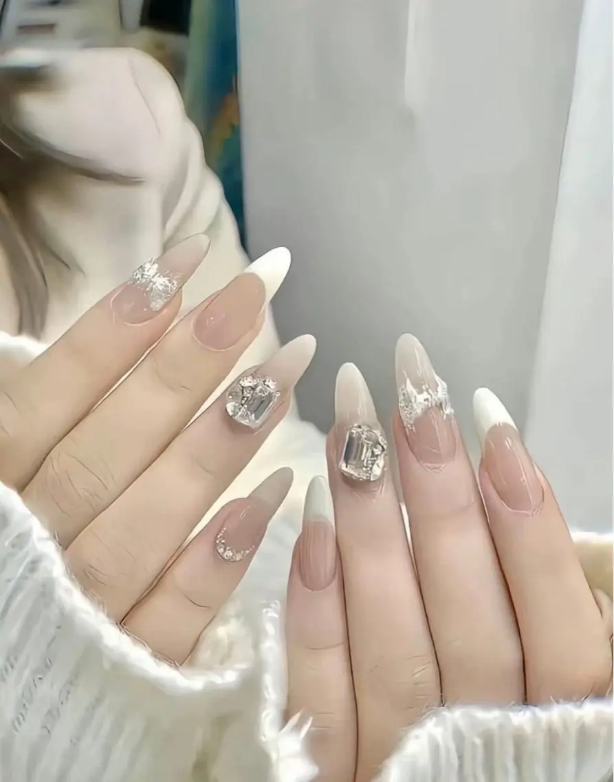カラー RUBY NAIL SPAのネイルデザイン