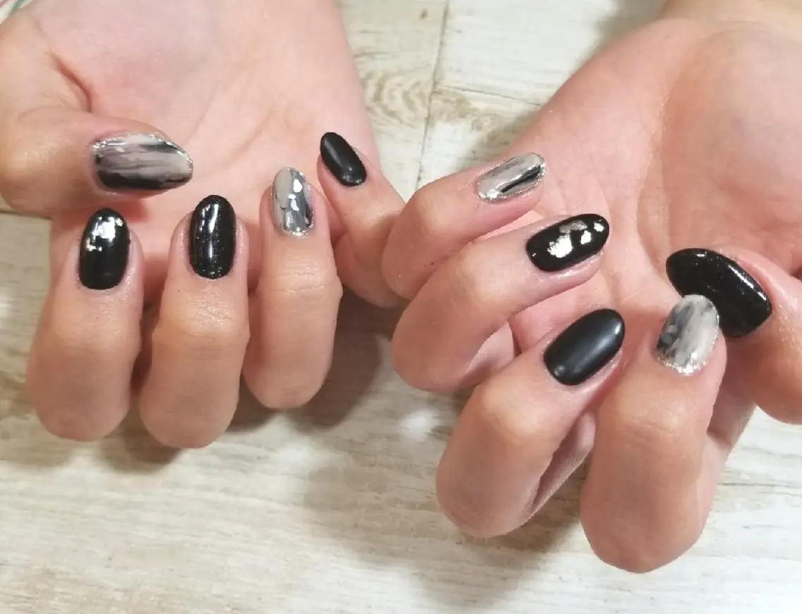 ネイル nijiiro🌈 サトウのネイルデザイン
