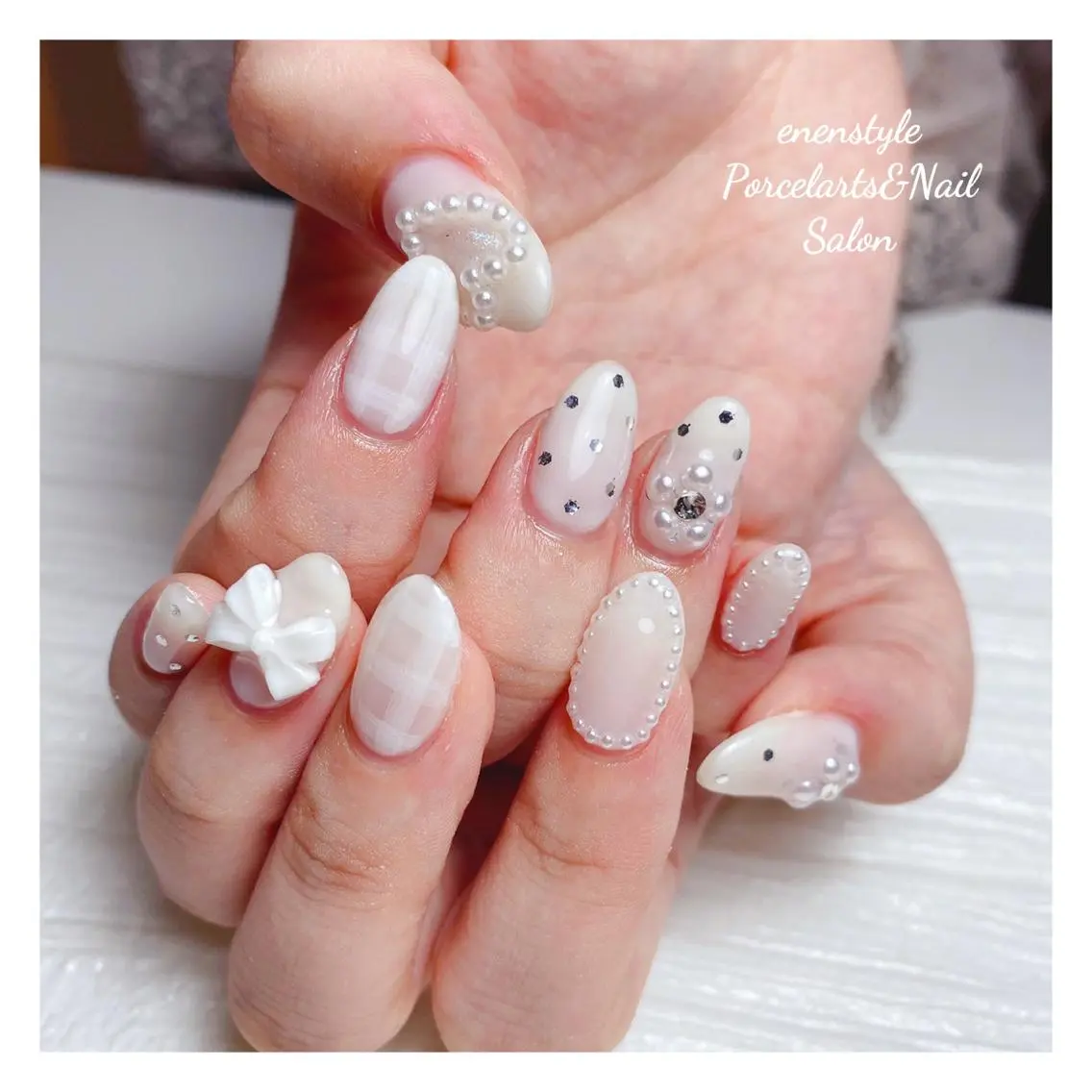 ミディアム ネイル 🐾enen style 🐾のネイルデザイン