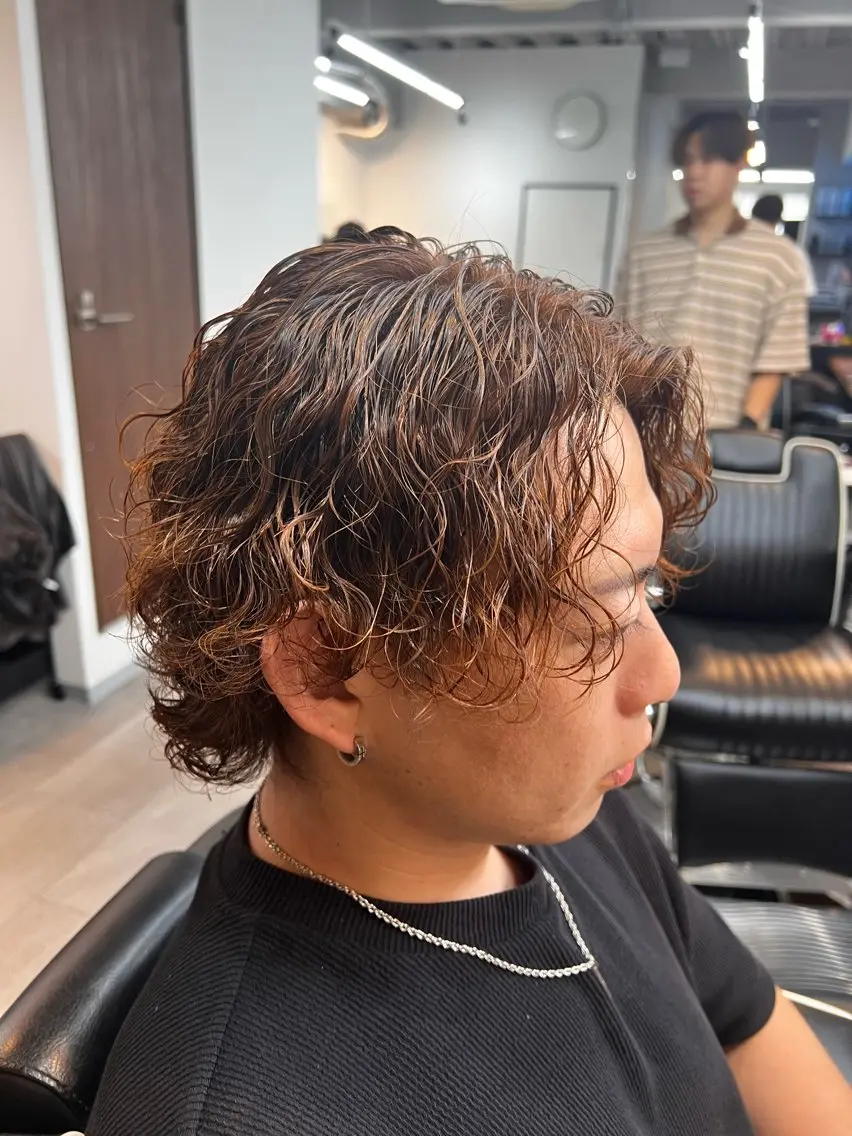 ショート カット パーマ メンズカット、パーマ 特化🔥🌊瀬川竜生のヘアスタイル