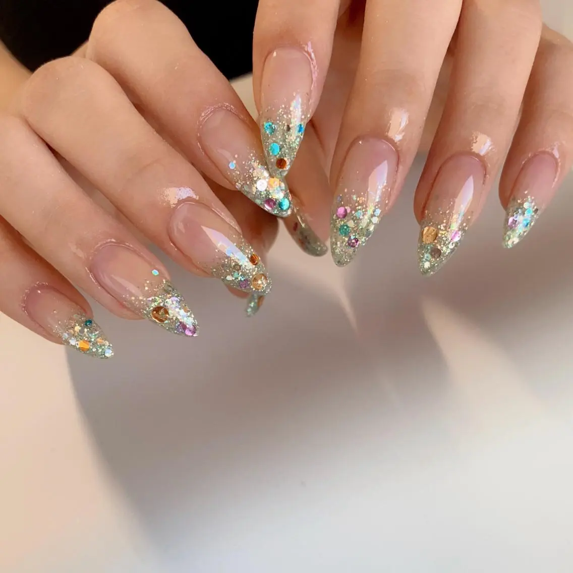 ネイル ラメ(グリッター) ラメグラデーション ハンドネイル nail salon Is.  reikaのネイルデザイン
