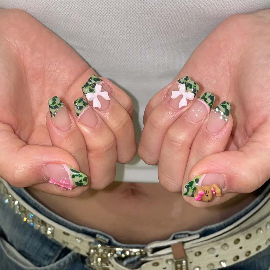ネイル ハンドネイル ハンドケア SunnyRoa aguri ୨୧˖*のネイルデザイン