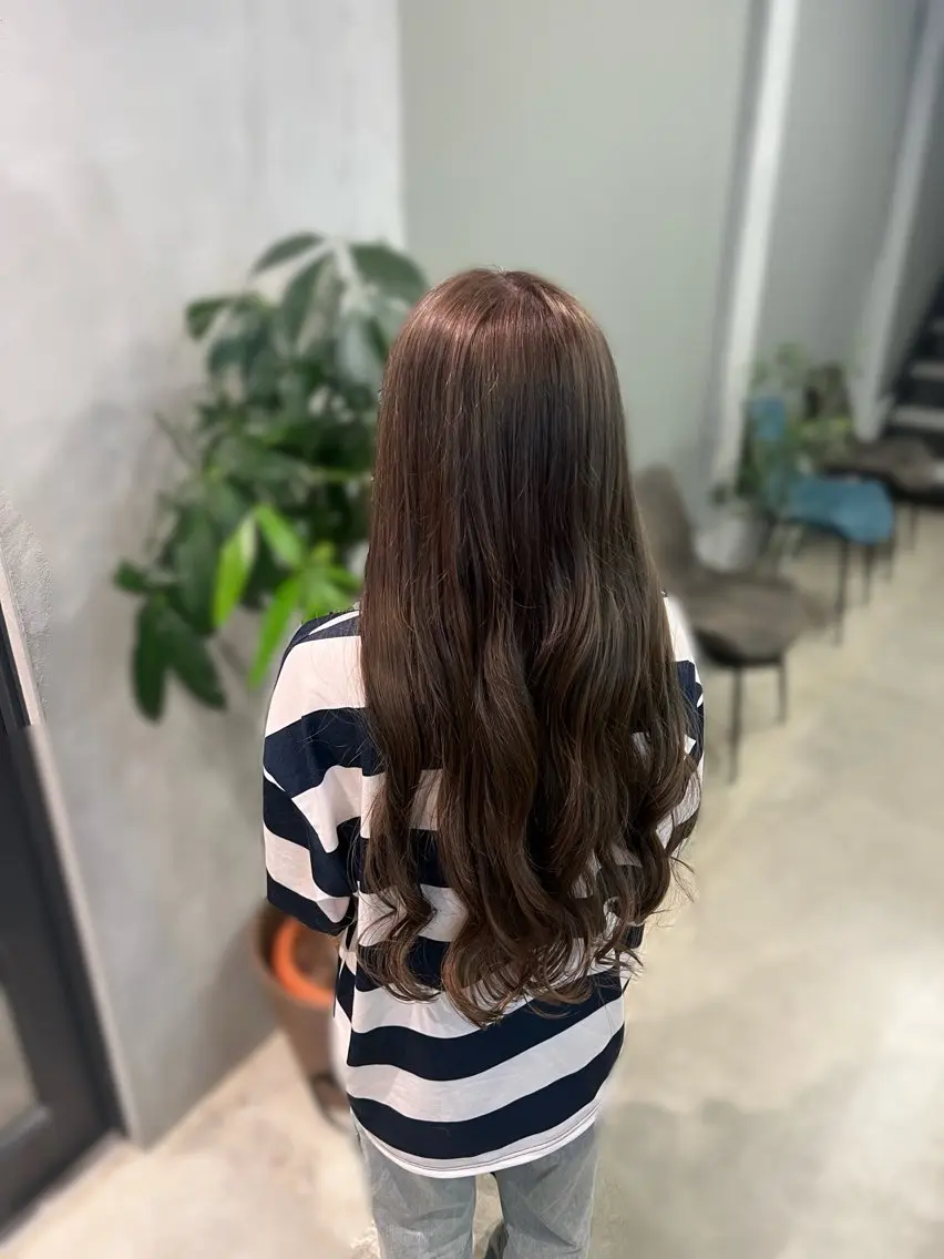 カラー ベージュカラー ブリーチ 平野 実優のヘアスタイル