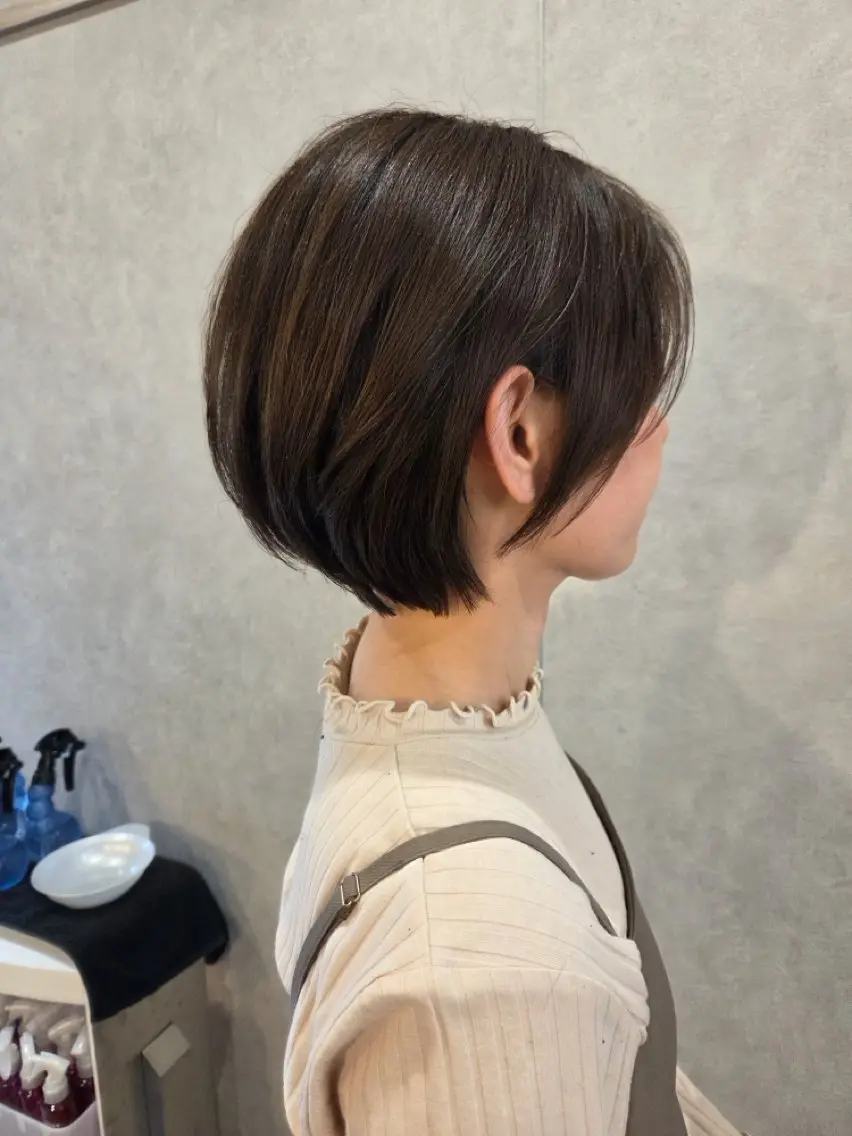 ショート 岡本 蓮太のヘアスタイル
