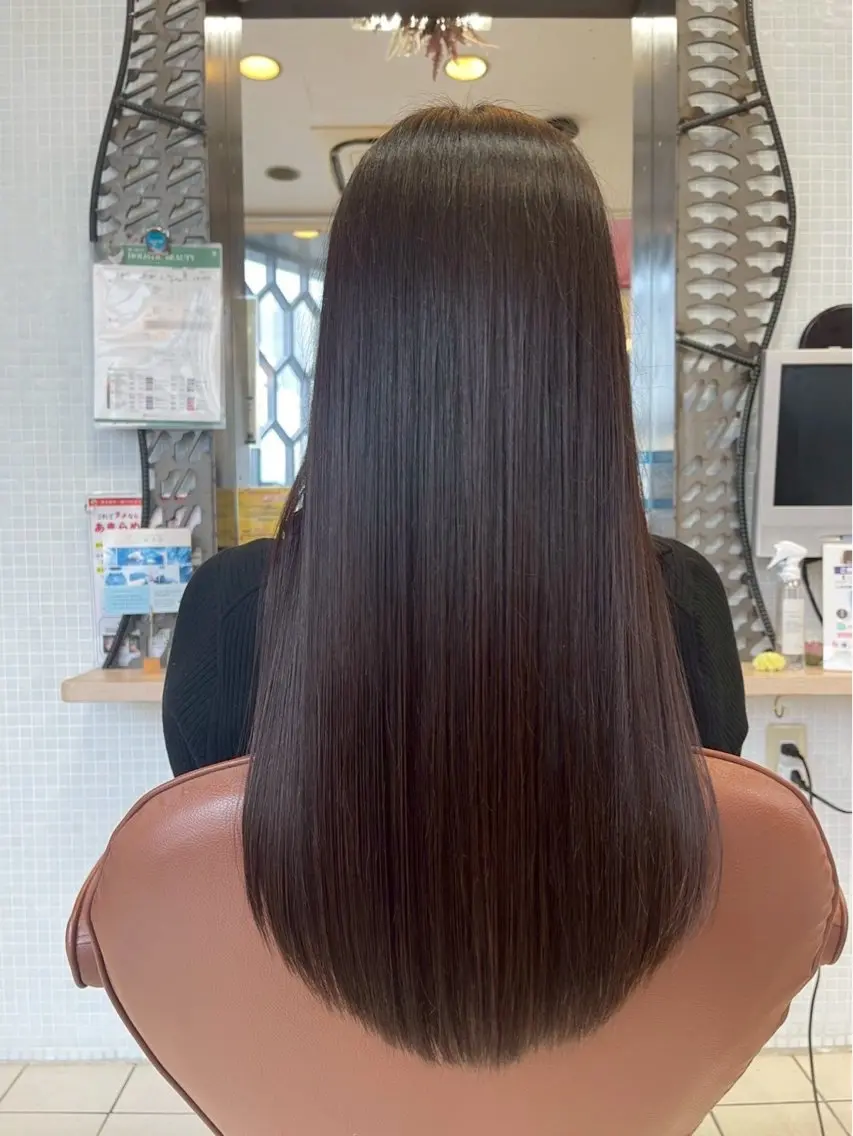 ロング トリートメント 佐藤 慈巳のヘアスタイル