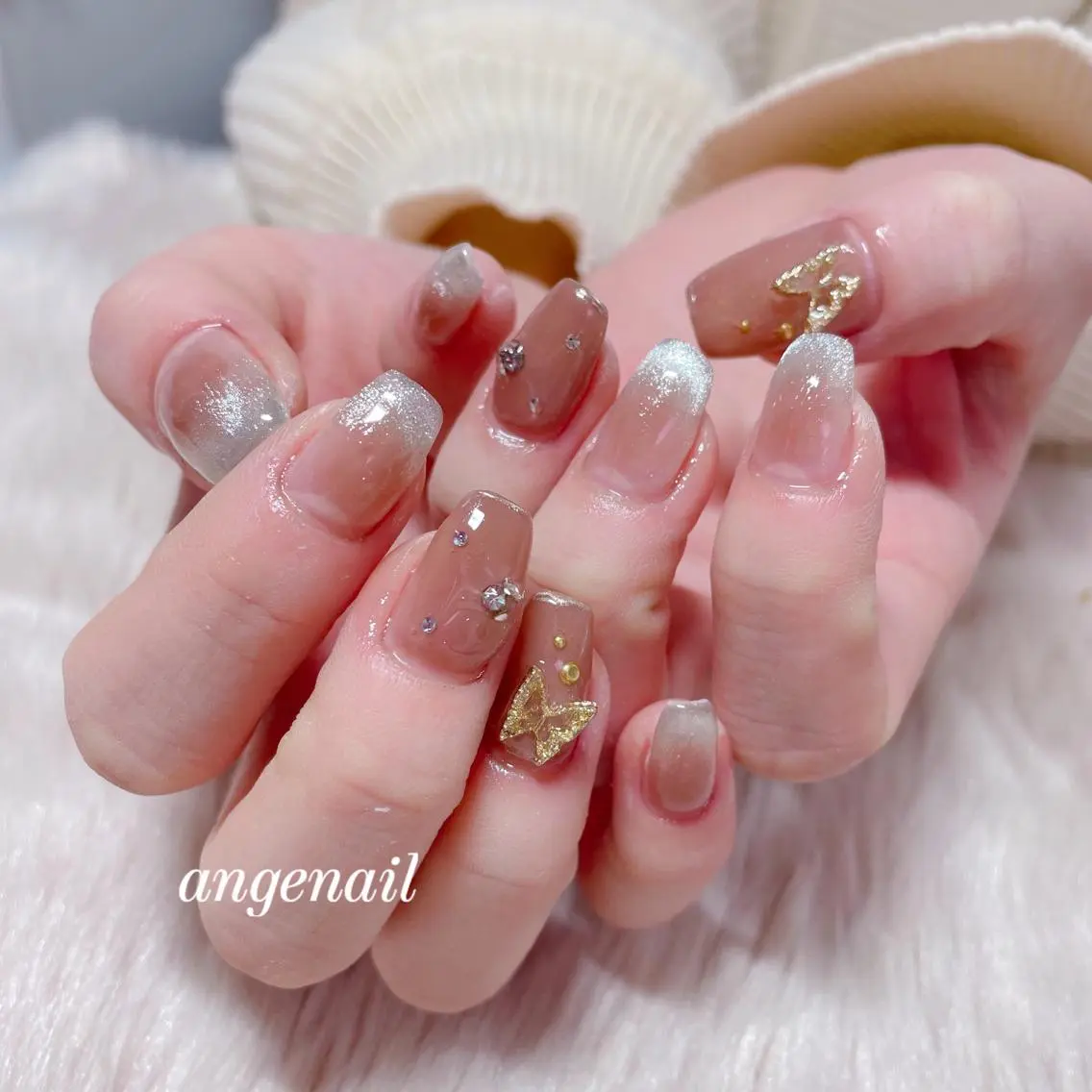 ネイル ハンドネイル オーナーネイリスト MAKIのネイルデザイン