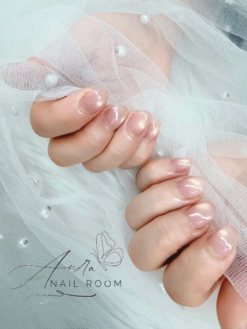 ネイル Luna (Aura nail room)のネイルデザイン