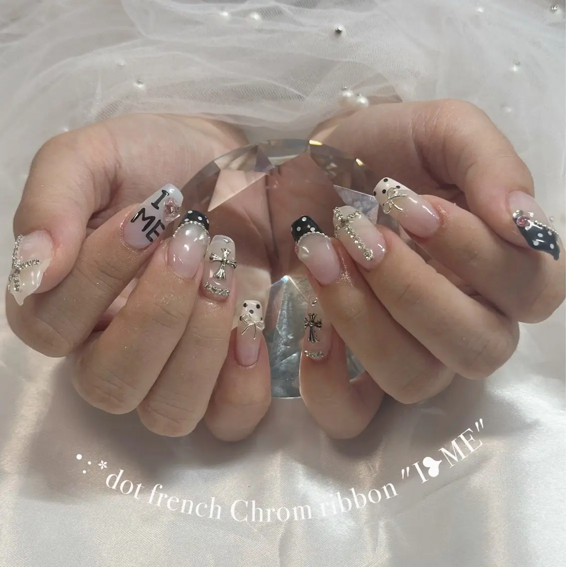 ネイル ドット ハンドネイル no.U nailsのネイルデザイン