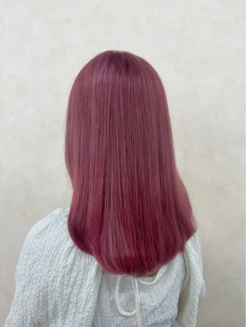 ミディアム カラー ヘアカラー トリートメント ヘッドスパ 透明感/低ダメージ インナー🩵角田紗雪のヘアスタイル