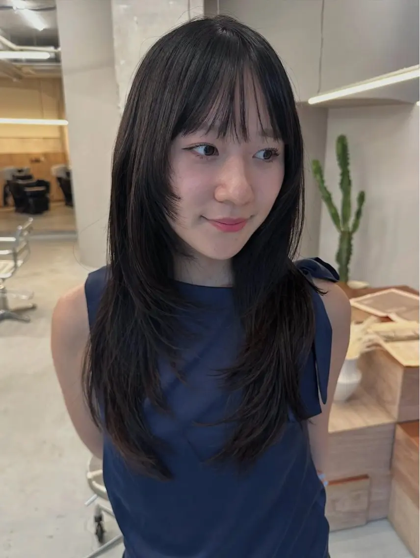 ロング カット anri🐏/大阪/ レイヤーカットのヘアスタイル