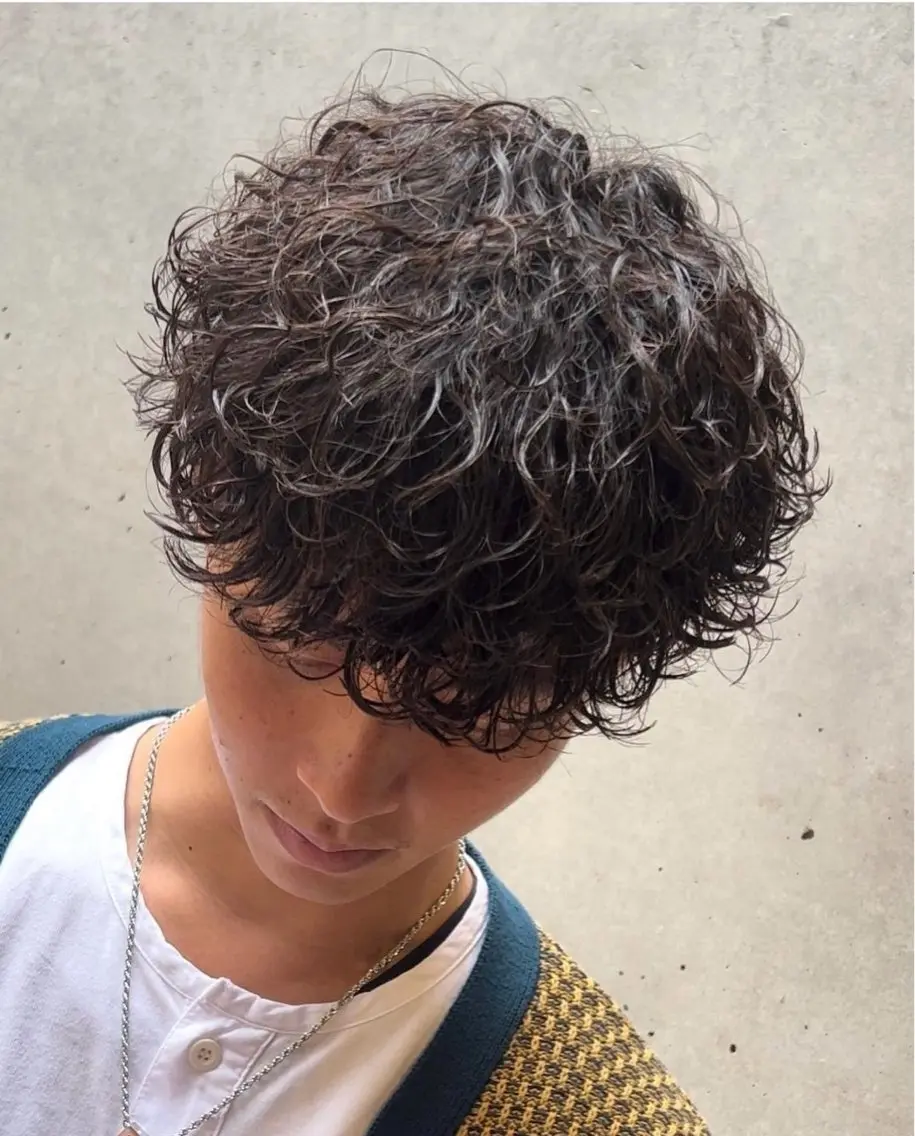 パーマ メンズ メンズパーマ 波巻きパーマ 永島 諒のヘアスタイル