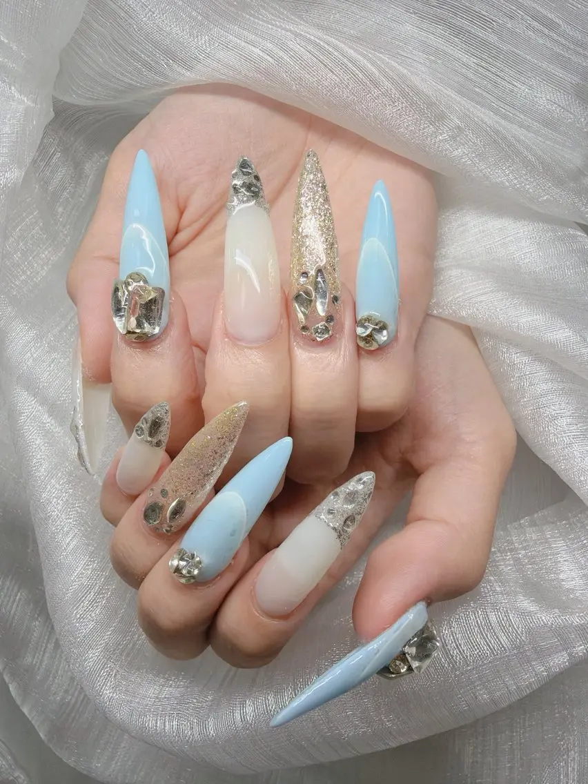 ネイル 長さ出し グラデーション 卒業式 キラキラネイル マグネットネイル ハンドネイル Lee Nailsのネイルデザイン