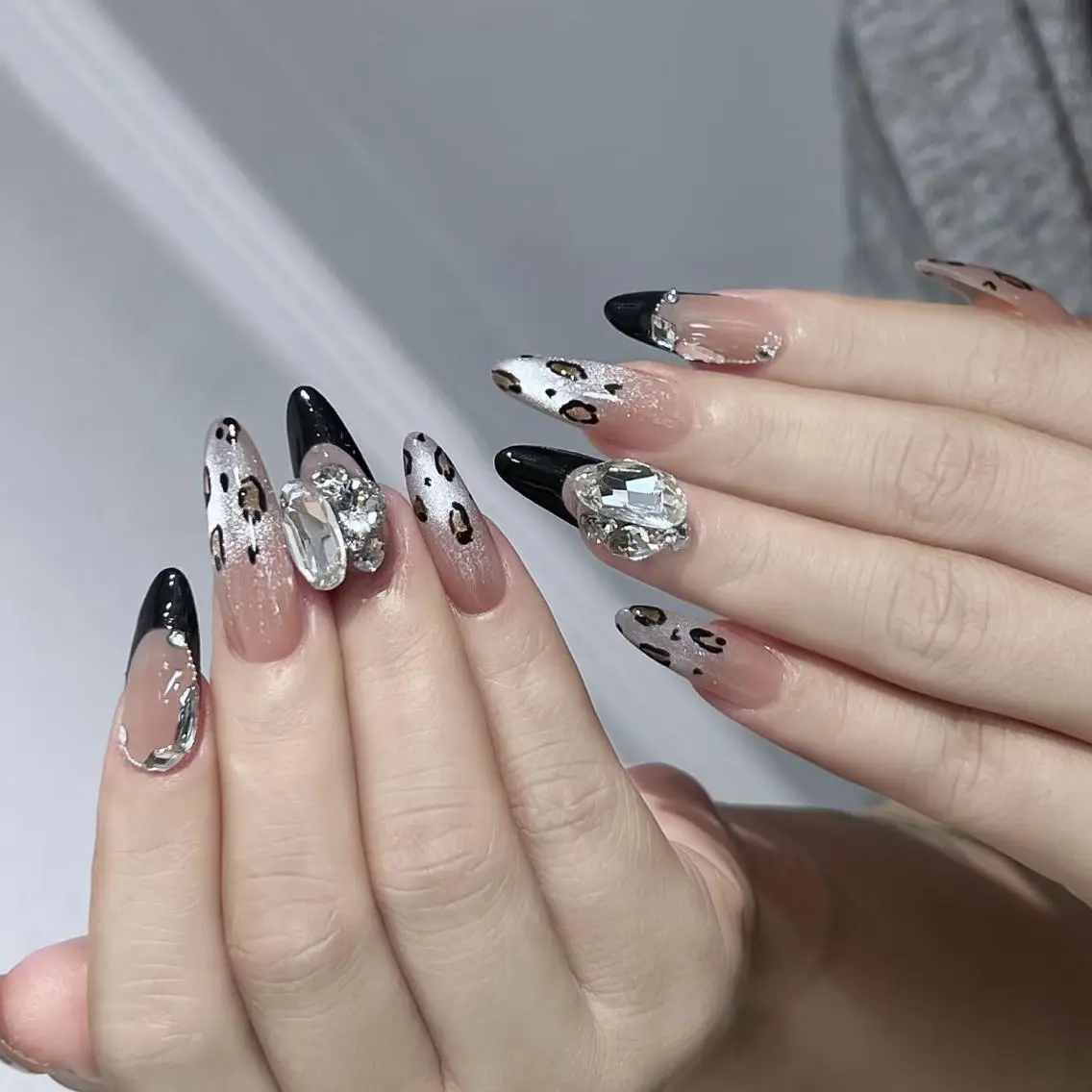 ネイル ハンドネイル エリ🫧 nail池袋東口のネイルデザイン