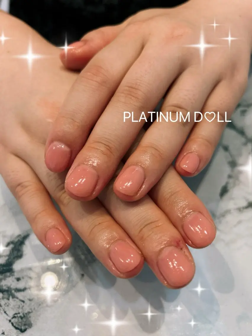 ネイル グラデーション オフィスネイル ワンカラーネイル シンプルネイル ハンドネイル 🎀大人nail /NOISMはな🎀のネイルデザイン