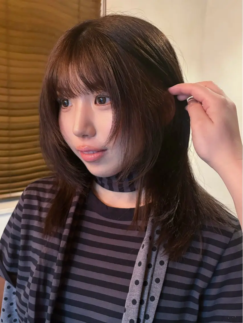 ミディアム カラー パーマ カット ヘアカラー レイヤー/透明感/ ブリーチなし/わかなのヘアスタイル