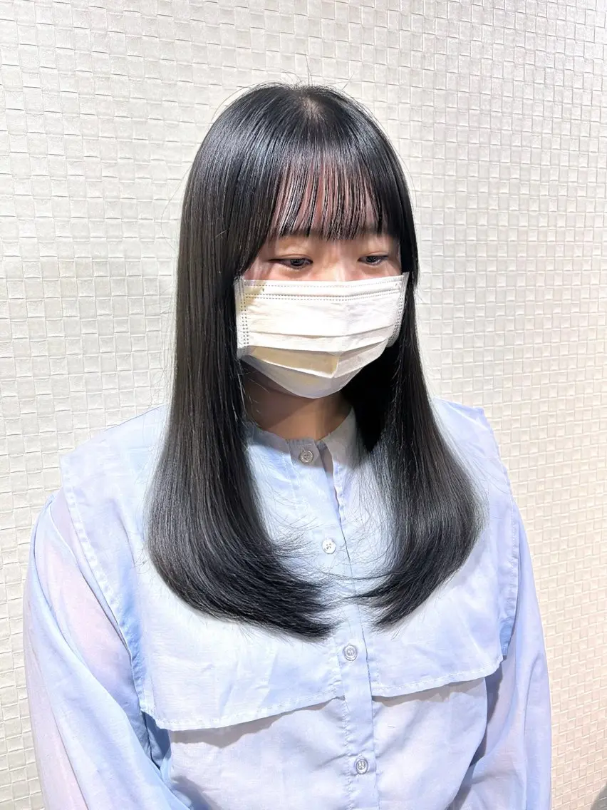 セミロング 柔らか垢抜けｶﾗｰと ｶｯﾄ🫧ASUKAのヘアスタイル