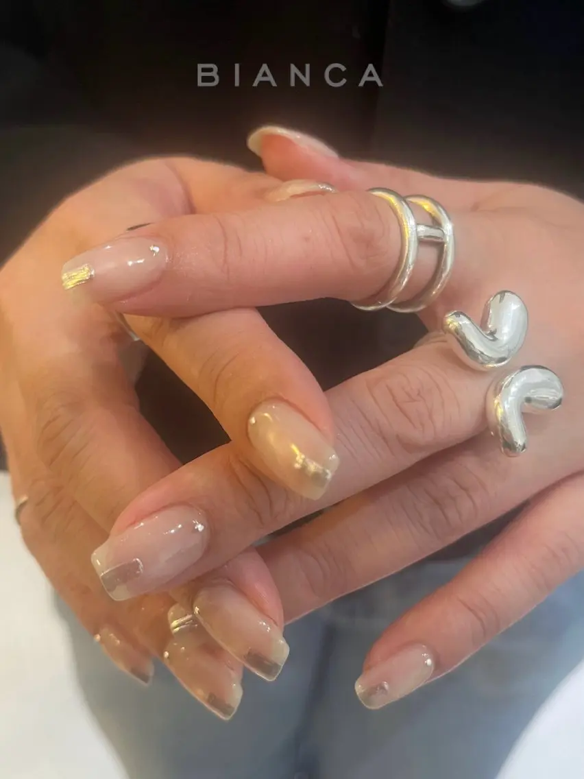 ネイル 持ち込み ホワイト Bianca Takeshitaのネイルデザイン