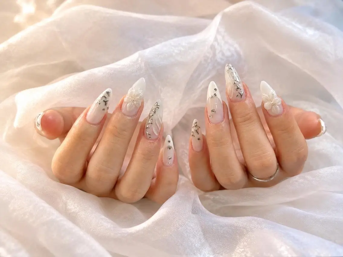 ネイル ハンドネイル Atula nail Momoのネイルデザイン