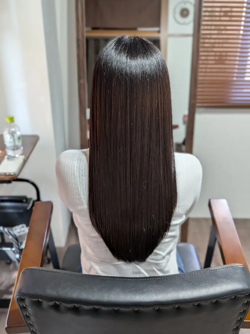 ロング 髪質改善 佐々木あきこ 髪質改善ストレートのヘアスタイル