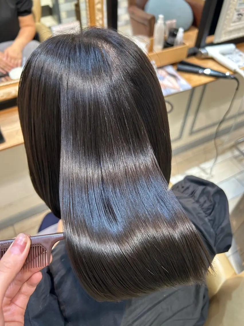 ミディアム カラー ブルーカラー 透明感カラー トリートメント ヘアカラー たけだ ゆうほのヘアスタイル