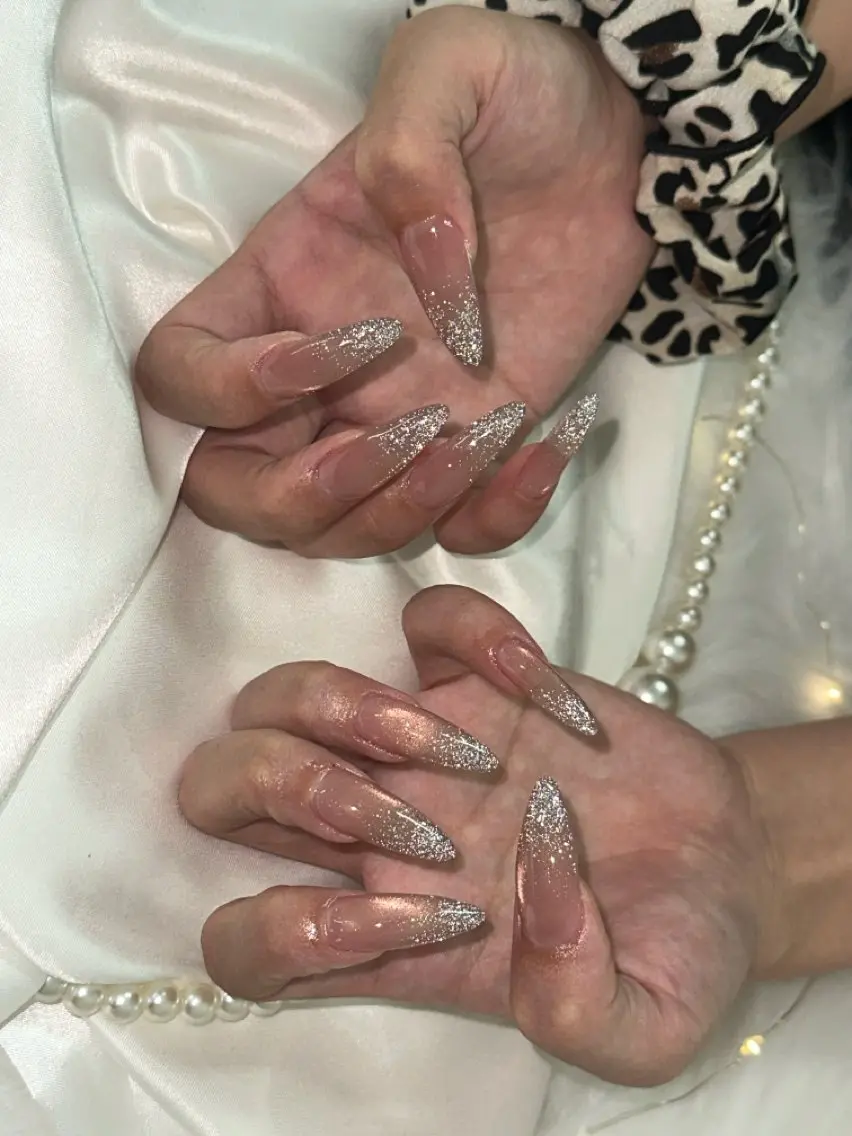ネイル Nailsalon SKiのネイルデザイン