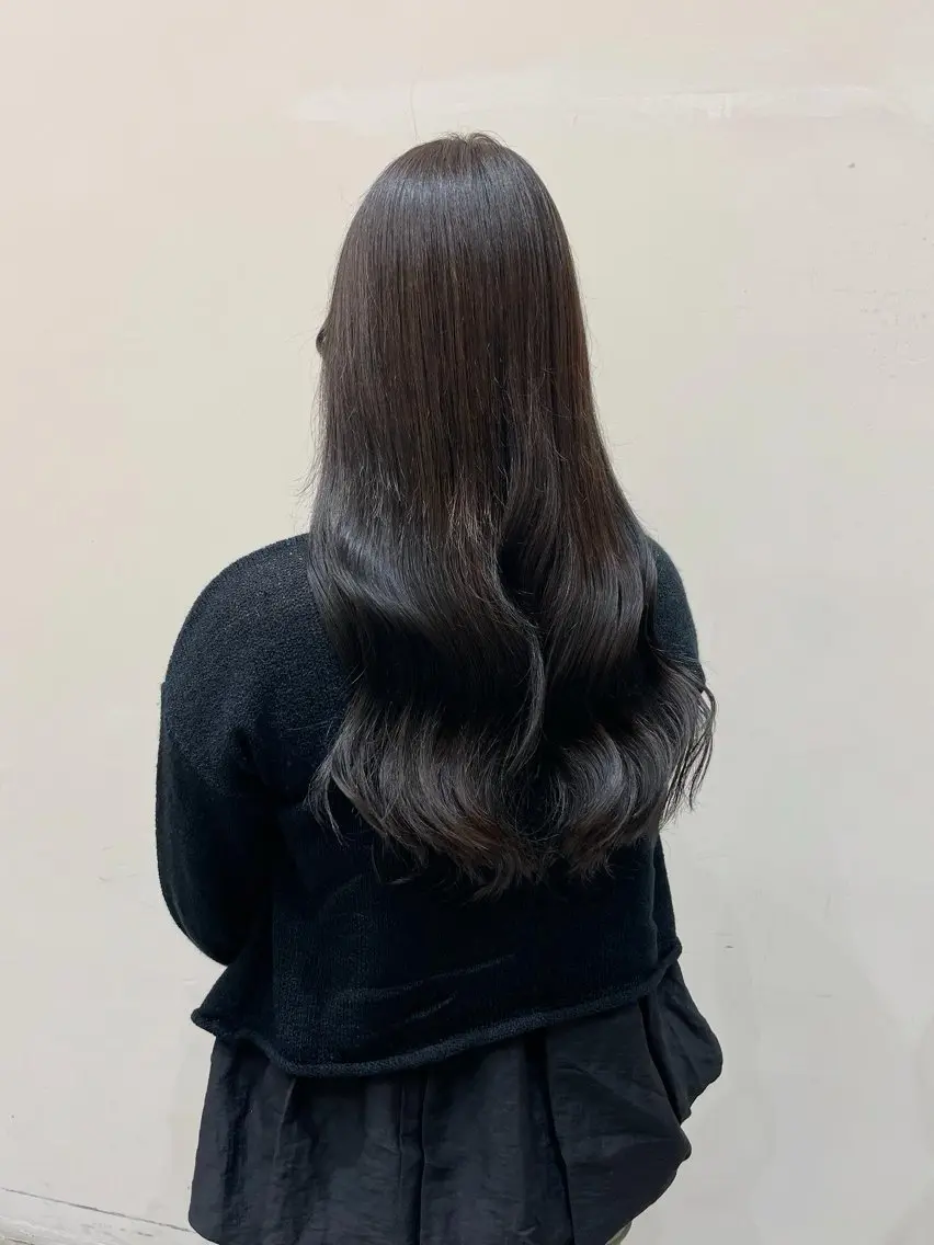 ロング カラー アッシュ アッシュブラウン ブラウンカラー 三宅 瑠偉のヘアスタイル