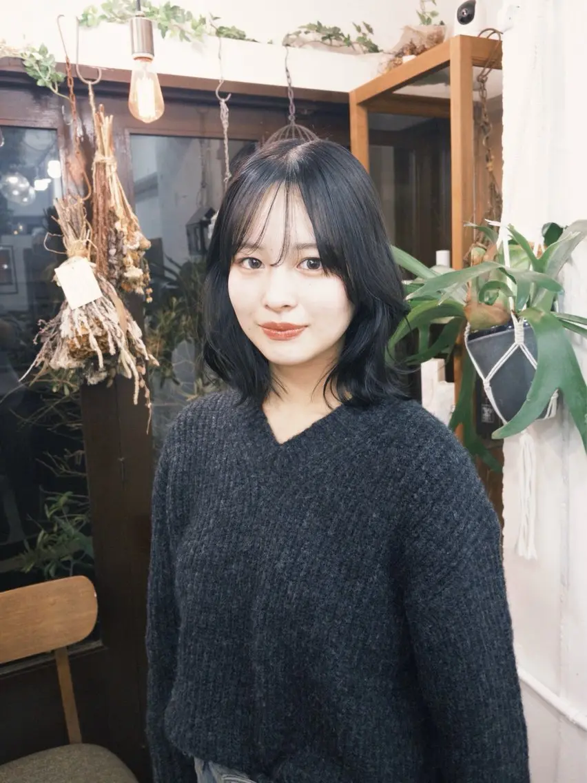 ミディアム カラー ブリーチ 透明感カラー ブリーチなしカラー トリートメント ヘアカラー トリートメント Hina🧵/恵比寿 中目黒/透明感カラーのヘアスタイル