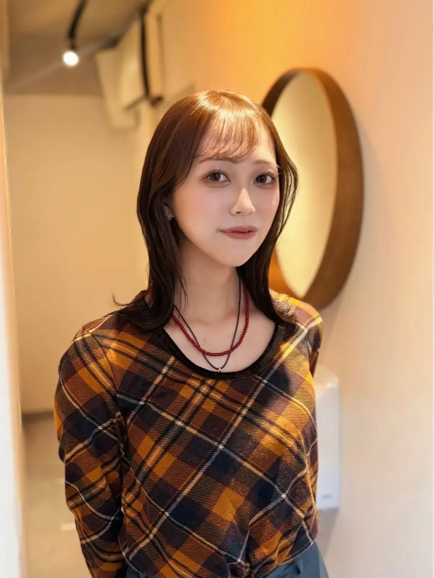 ミディアム ヘアカラー 川口 夏歩のヘアスタイル