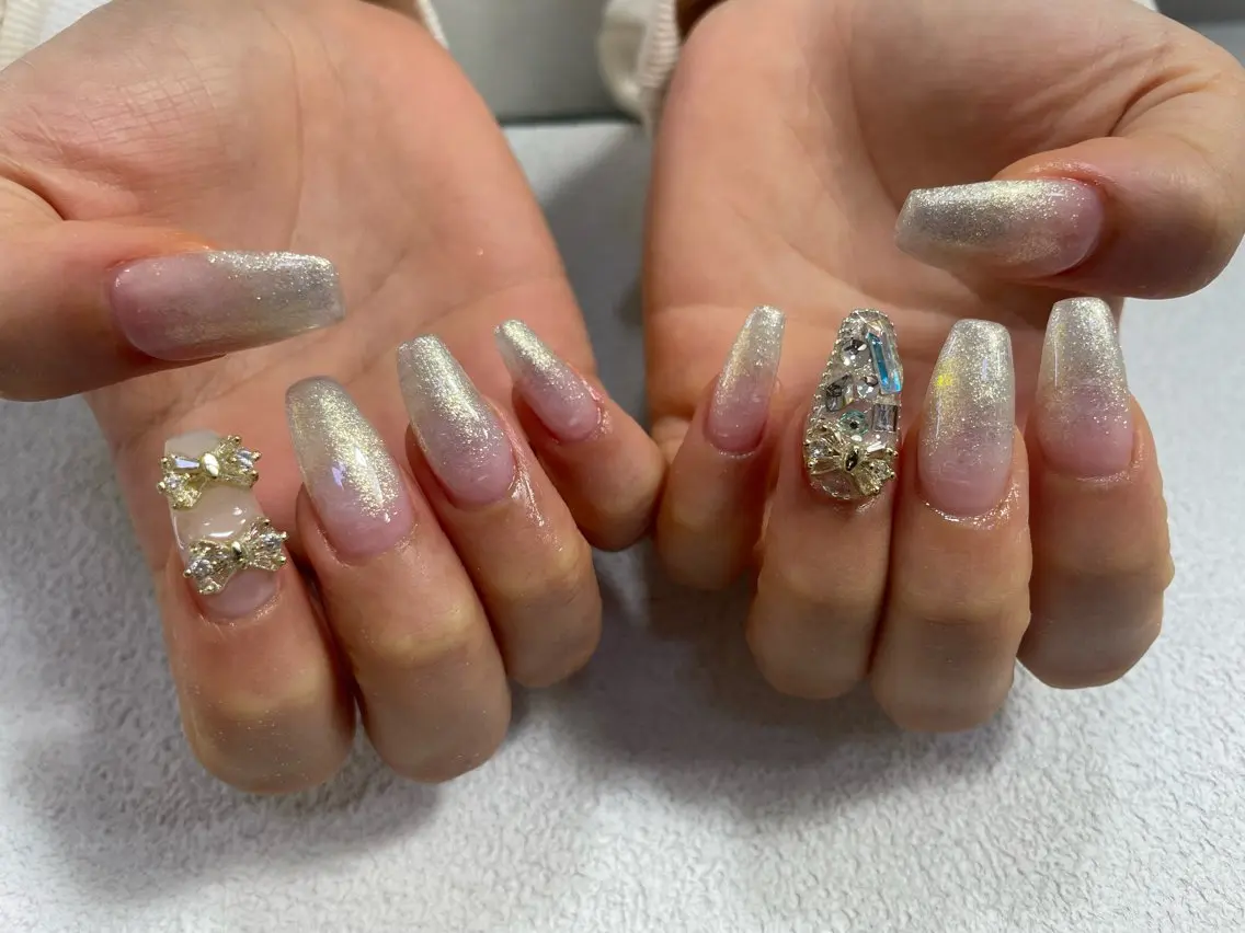 ネイル キラキラネイル ハンドネイル liln nail /NATSUMIのネイルデザイン