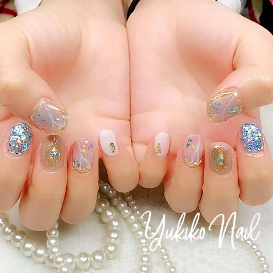 ネイル キラキラネイル 持ち込み ニュアンスネイル ハンドネイル ユキコ ネイルのネイルデザイン