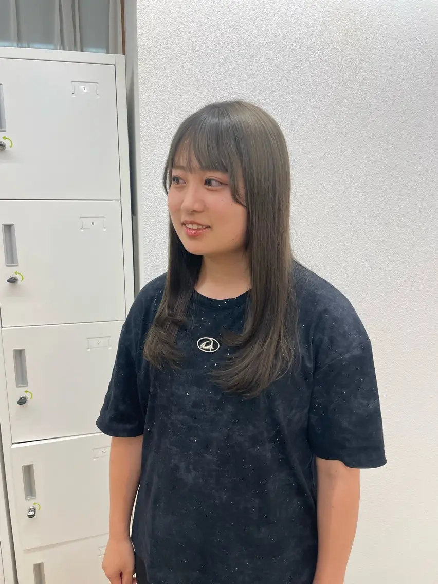 ロング レイヤーカット ロング cirrus 🌻 misakiのヘアスタイル