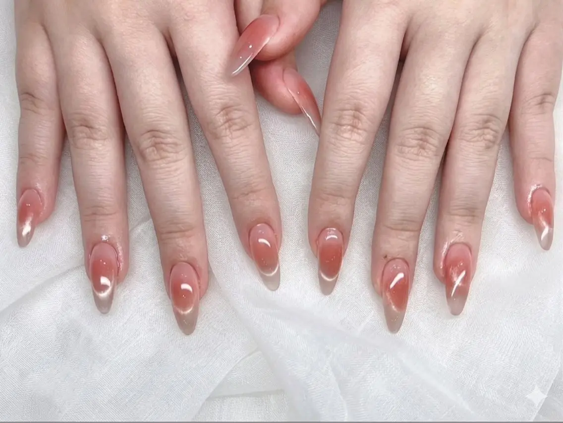 ネイル 成人式 フラッシュネイル フットネイル ジェルネイル 卒業式 mione_ou nail salonのネイルデザイン