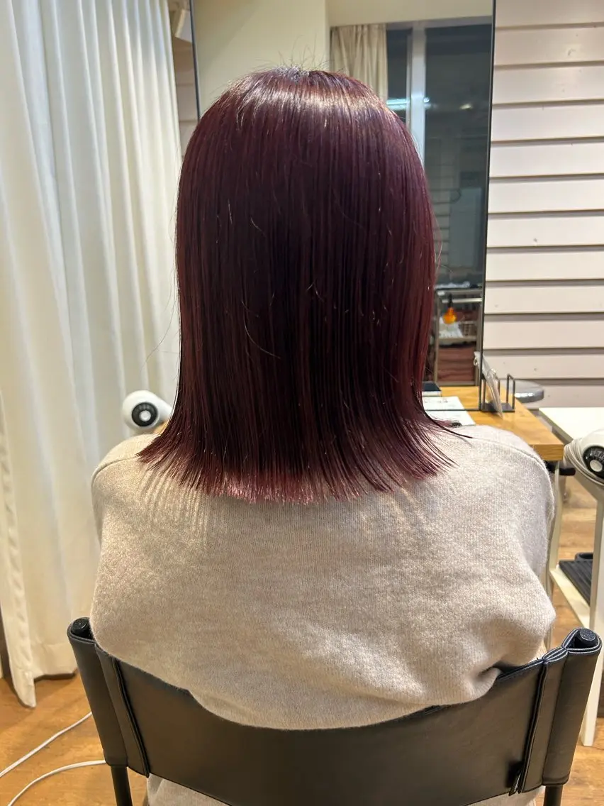 ミディアム カラー ボブ 、 、のヘアスタイル
