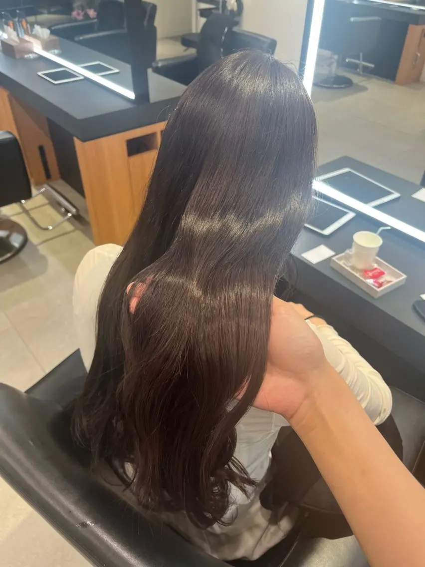 ロング カット ヘアカラー 顔周りレイヤー 髪質改善 / AYUのヘアスタイル