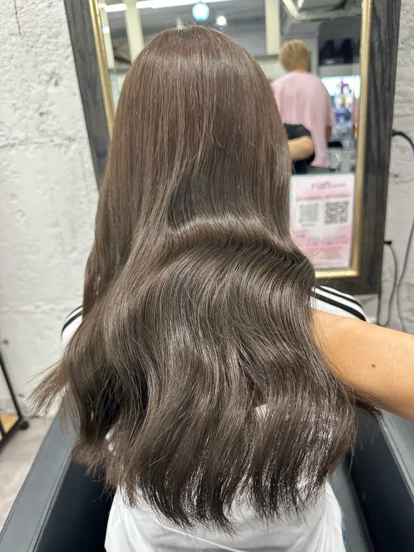 ロング カラー ヘアアレンジ ヘアカラー トリートメント 久米 治仁のヘアスタイル