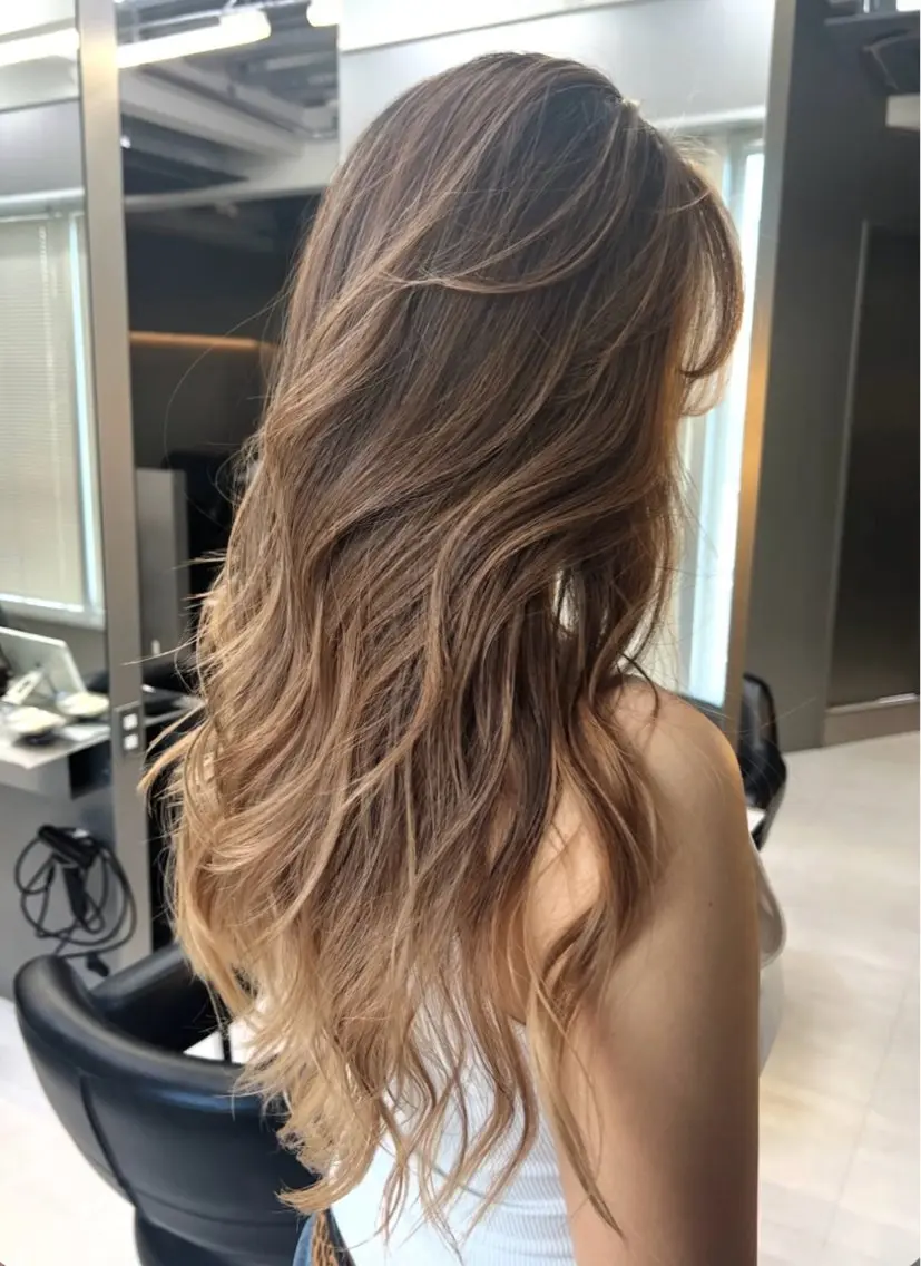 ロング レイヤーカット トリートメント ヘアカラー トリートメント Kotomi 🇺🇸💋のヘアスタイル
