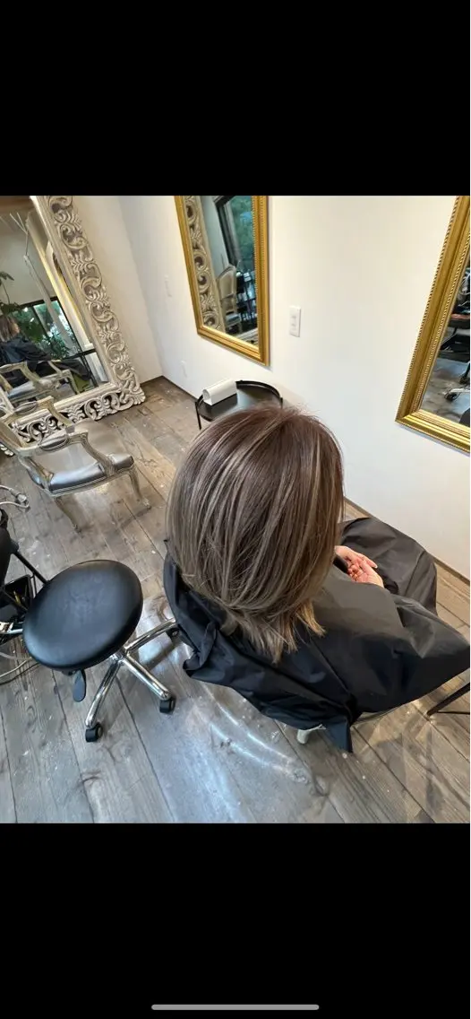 ミディアム カラー ブリーチ 高丸 喜広のヘアスタイル