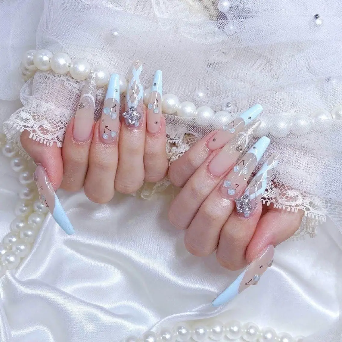 ネイル 長さ出し 韓国ネイル スカルプネイル ワンホンネイル ハンドネイル ハンドケア MUNI🎀  NAIL のネイルデザイン