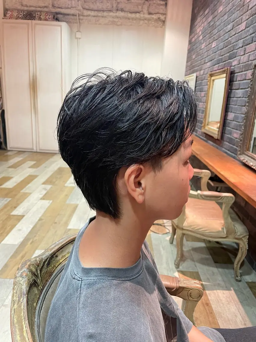 ミディアム ウルフカット 天野 心太郎のヘアスタイル