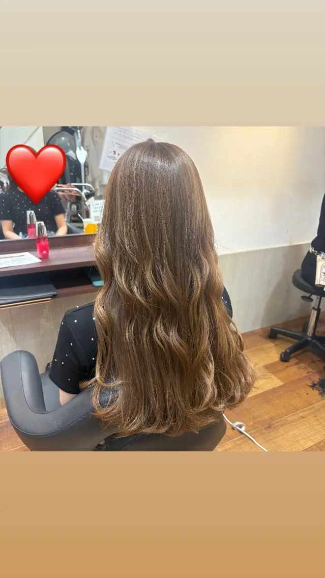 ロング MOLLA ✂️辻のヘアスタイル