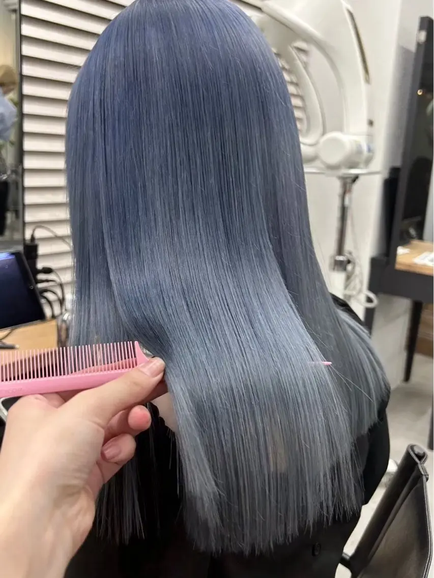 セミロング カラー ヘアカラー ダブルカラー/寒色 カラー/リリカ🦕のヘアスタイル