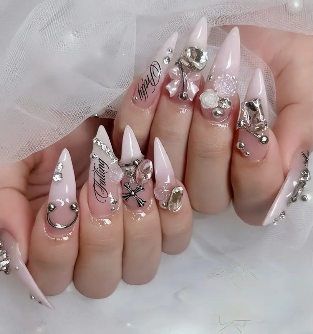 ネイル オーロラネイル ブルー フットネイル ジェルネイル 氷ネイル・うるうるネイル ハンドネイル Rin Nail 新大久保店のネイルデザイン