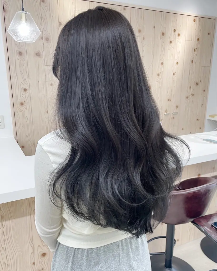 セミロング カラー ヘアカラー トリートメント 新宿/韓国ヘア/ 髪質改善ストレートのヘアスタイル