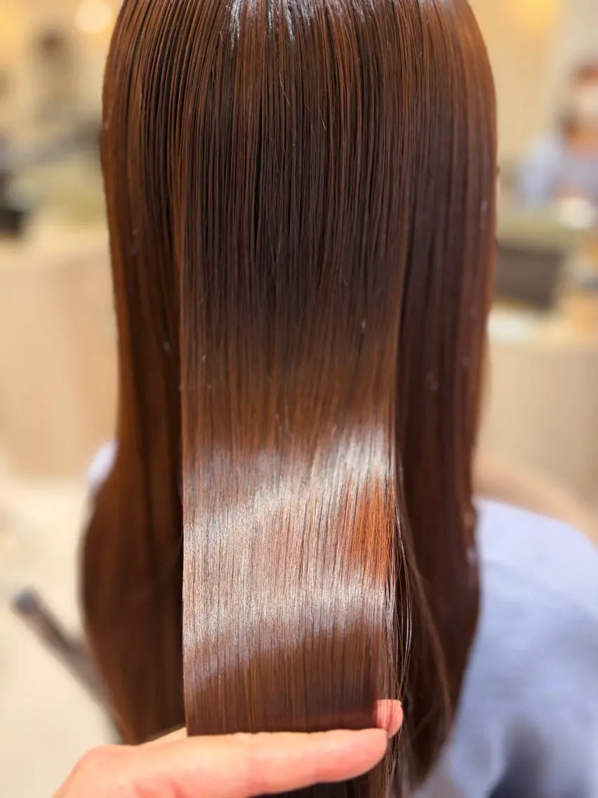 ロング カラー 菅原 渚のヘアスタイル