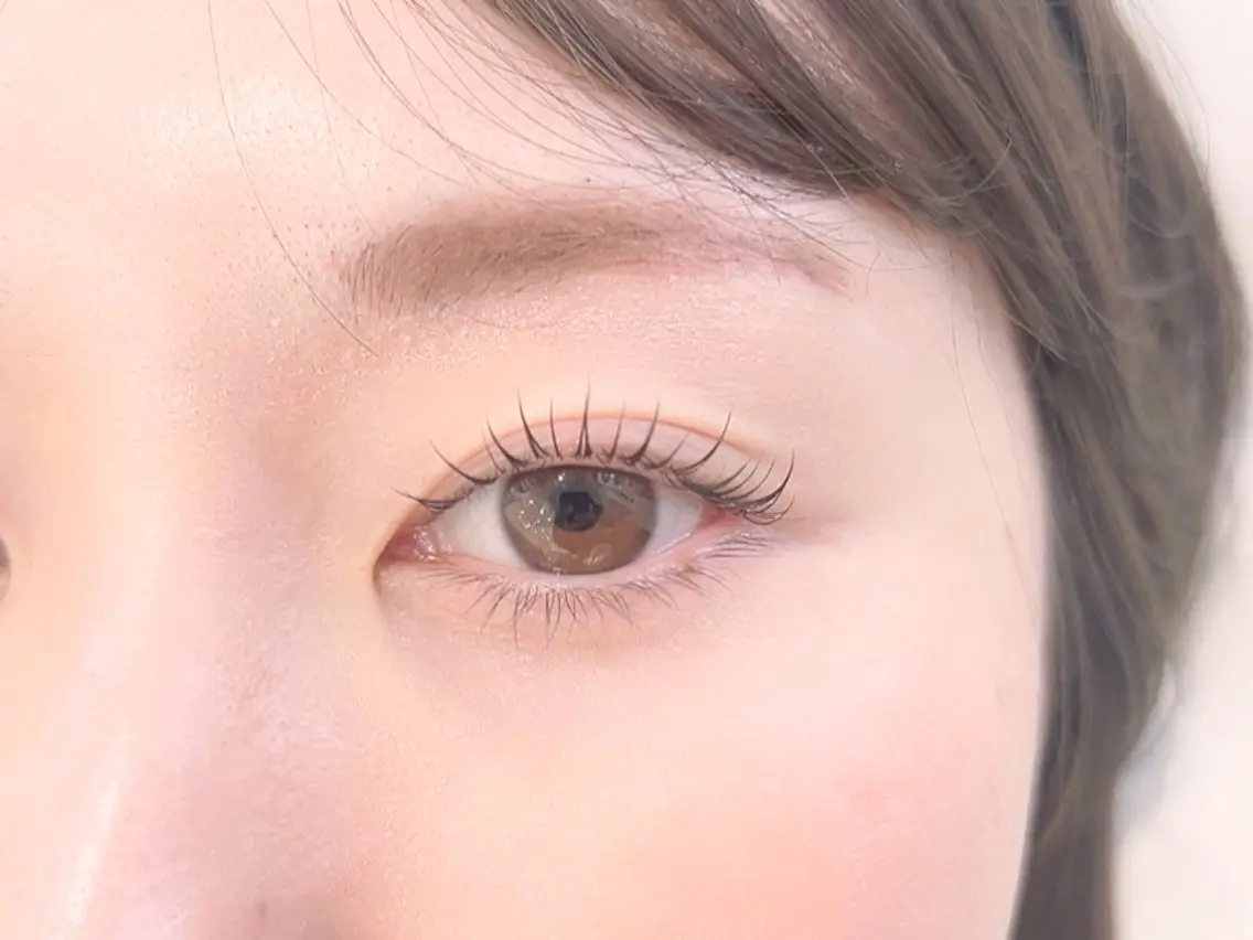 🌈まつ毛パーマ上/束間トリートメント付き✨土日+¥1000の写真