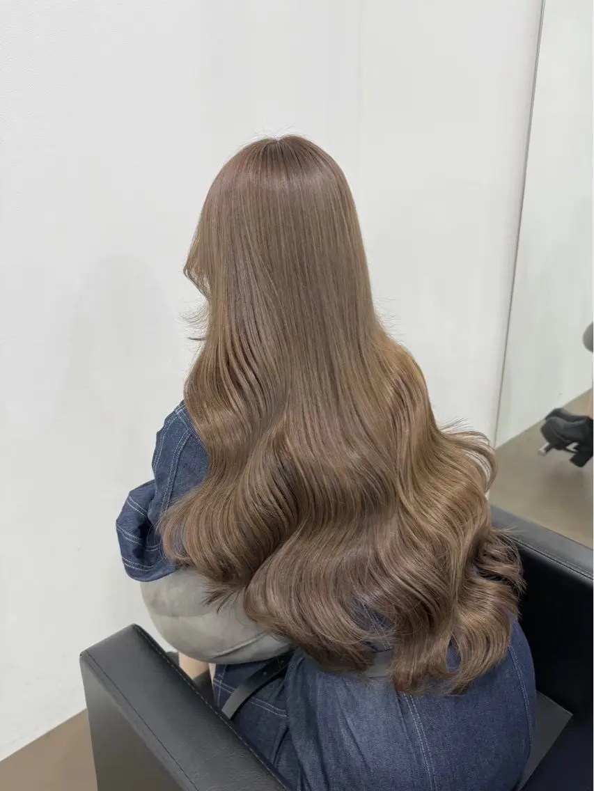 セミロング カラー くるみ /モデル募集中のヘアスタイル